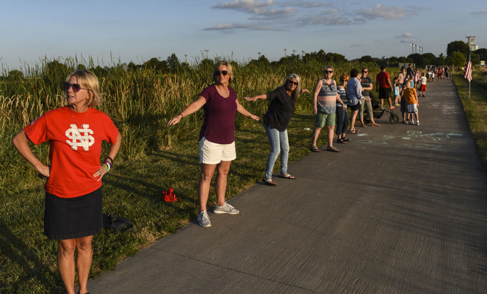080719-qct-humanchain-13.jpg
